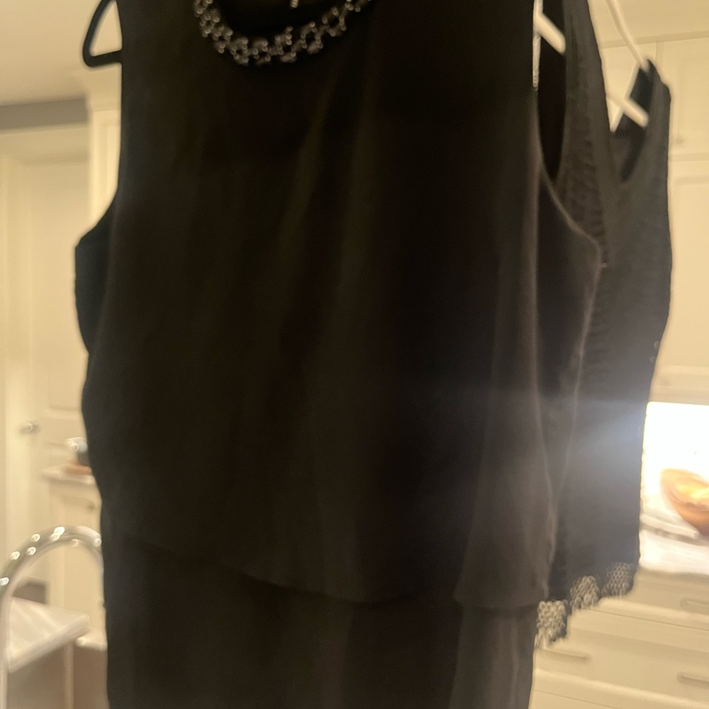 Size large high quality top lot (3) size large black shell black crochet bronze